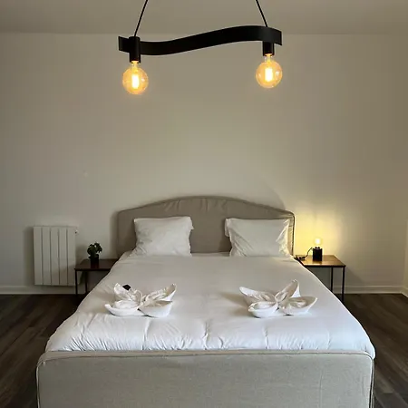 Nest * מונטבראן